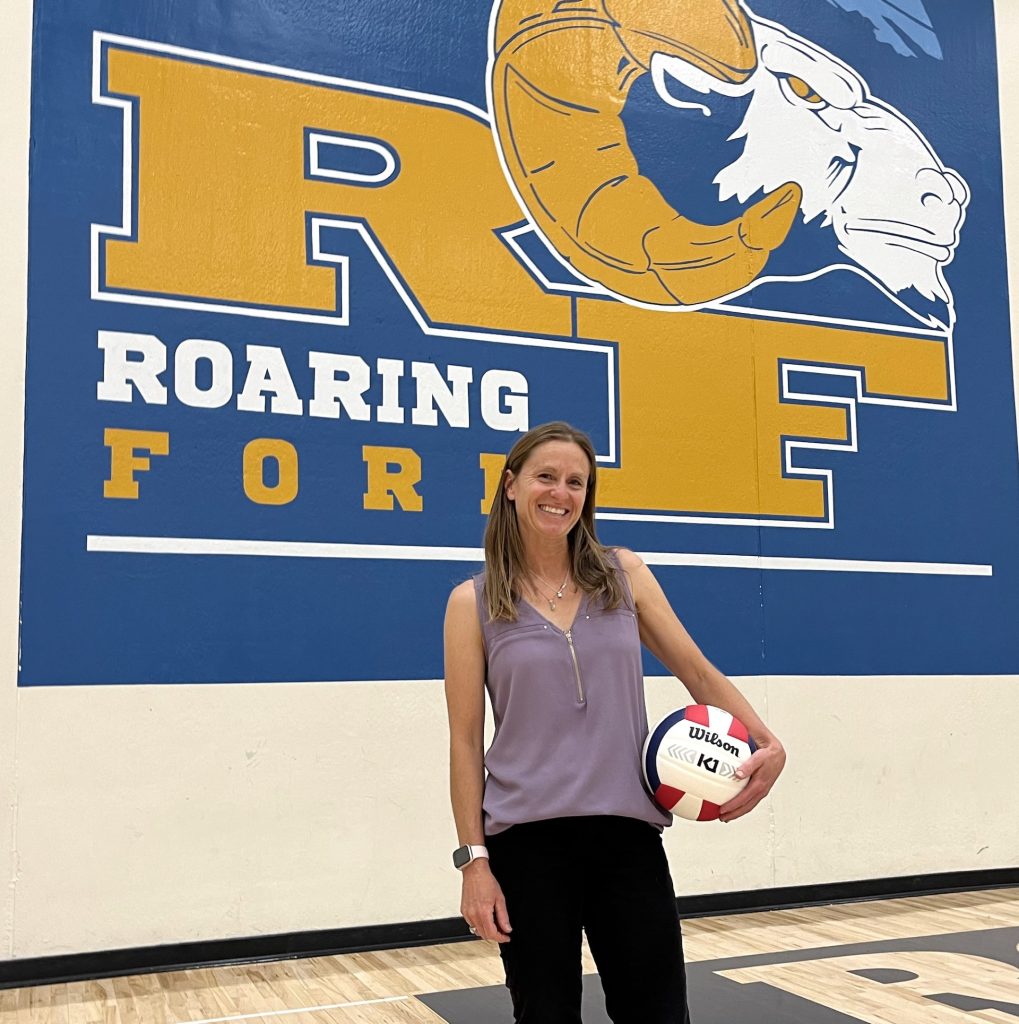 Keeping it homegrown in Rams country: Karen Crownhart carries on Roaring Fork High tradition of alumni coaches - Vimarsana News